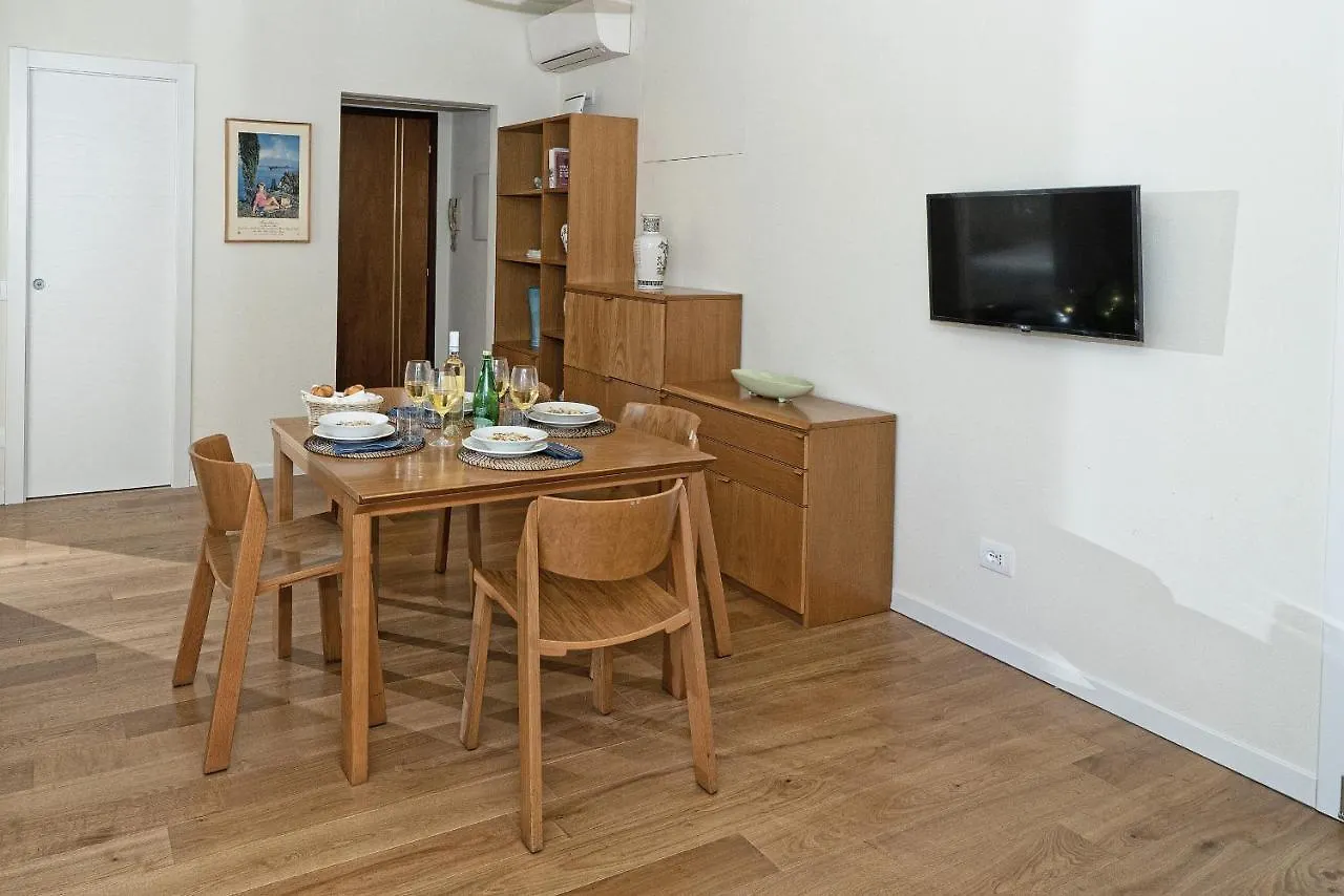 Borgo Del Grillo P2-9 By Wonderful Italy Apartment Sirmione 0*,