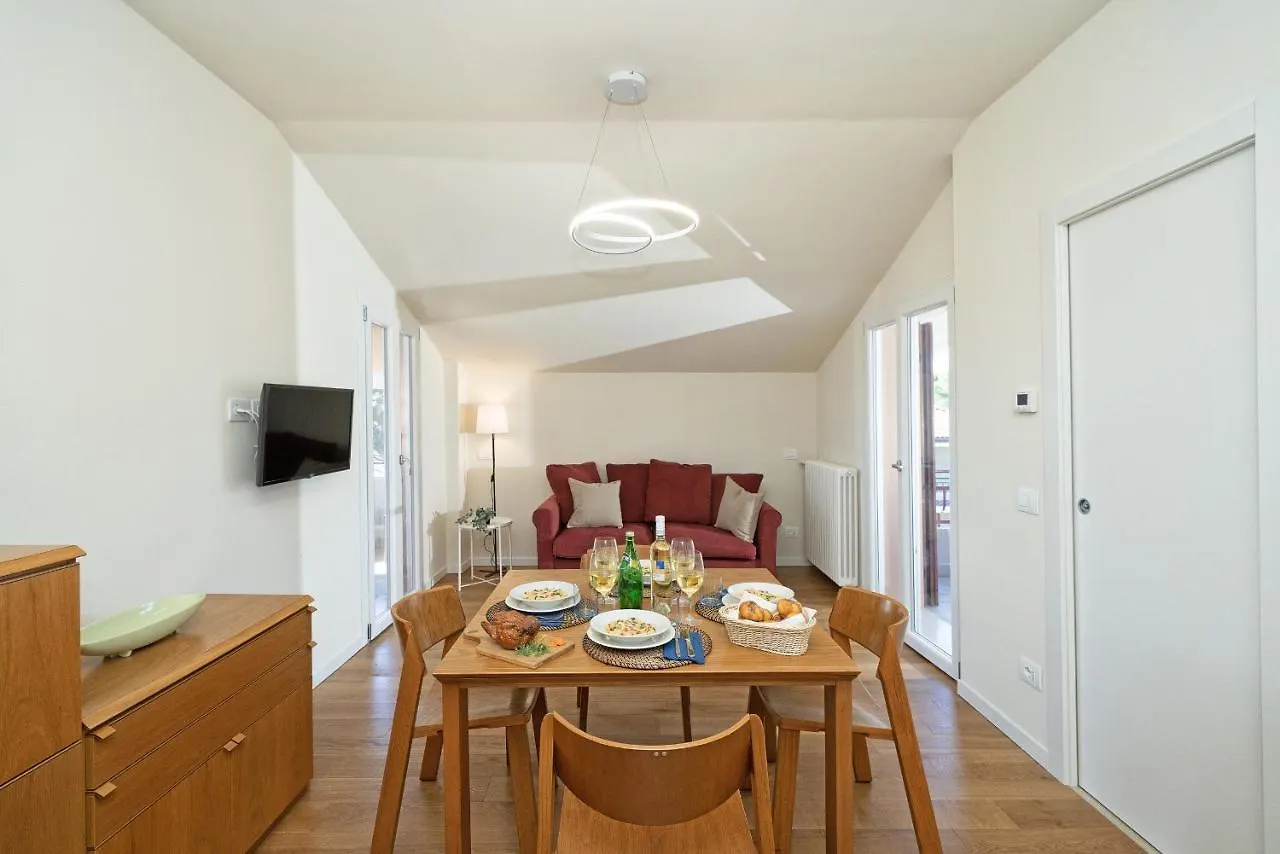 Borgo Del Grillo P2-9 By Wonderful Italy Appartement Sirmione Italië